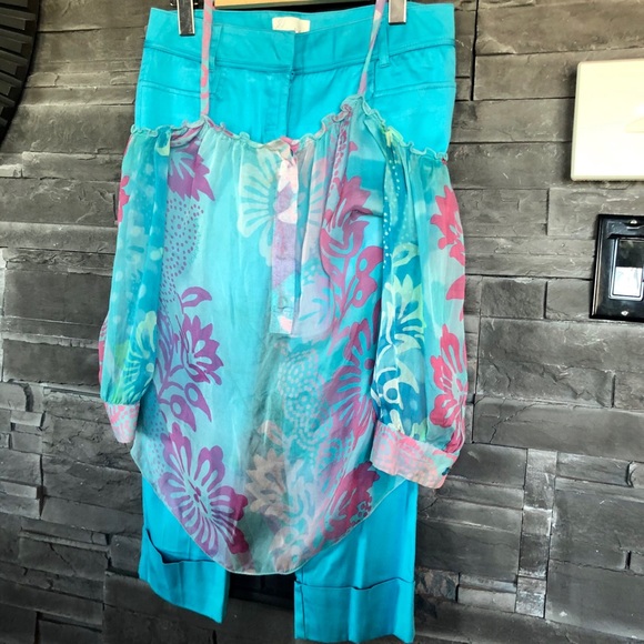 Byblos Pants - Byblos outfit blue capri and off-shoulder blouse